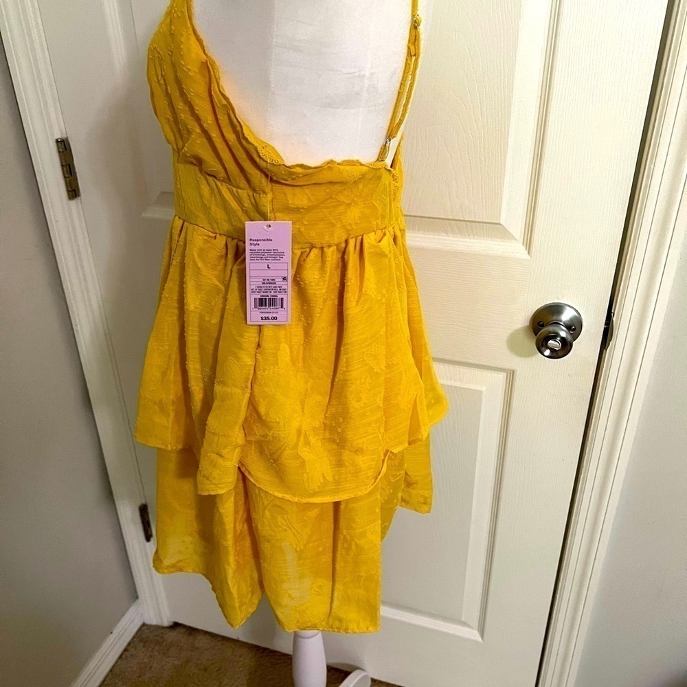 Wild Fable yellow halter spaghetti straps two tier dress Junior size L - Picture 2 of 8
